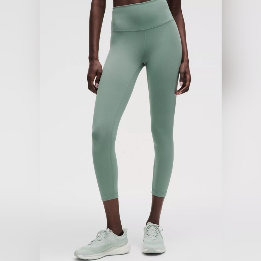 Lululemon Wunder Train 23"